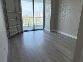 17301 Biscayne Blvd 1106, North Miami Beach FL 33160