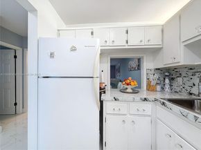 2731 NE 14th St Cswy 812, Pompano Beach FL 33062