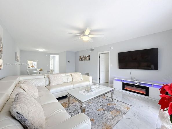 2731 NE 14th St Cswy 812, Pompano Beach FL 33062