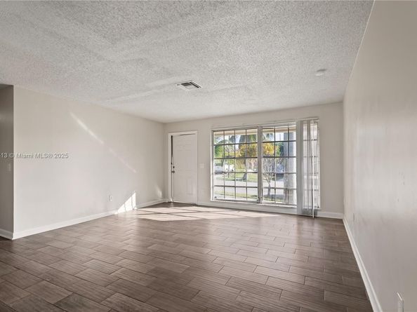 1732 N 16th Ave N, Lake Worth FL 33460