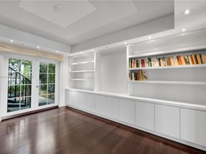 243 Meridian Ave 211, Miami Beach FL 33139