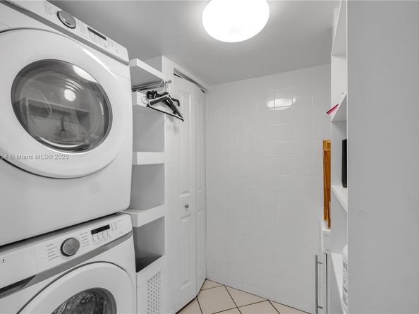 243 Meridian Ave 211, Miami Beach FL 33139