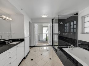 243 Meridian Ave 211, Miami Beach FL 33139