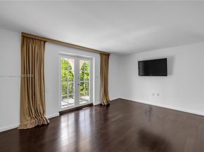 243 Meridian Ave 211, Miami Beach FL 33139