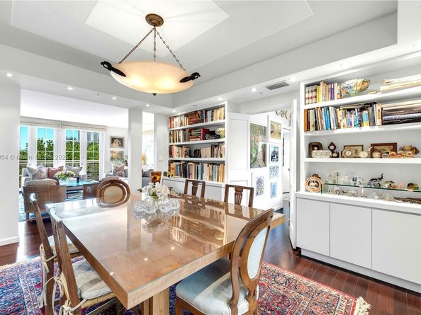 243 Meridian Ave 211, Miami Beach FL 33139