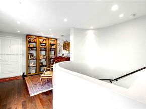 243 Meridian Ave 211, Miami Beach FL 33139