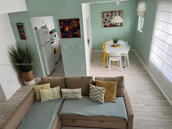 1614 Pennsylvania Ave 2I, Miami Beach FL 33139