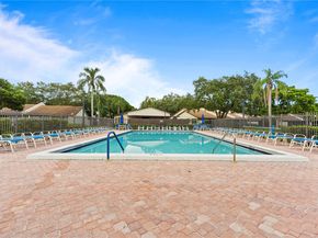 1641 NW 96 Terrace, Pembroke Pines FL 33024