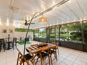 1641 NW 96 Terrace, Pembroke Pines FL 33024