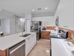 2423 NW 131st Cir, Miami FL 33167