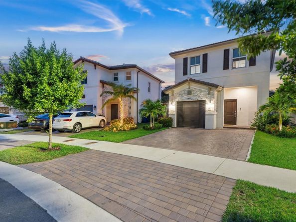2423 NW 131st Cir, Miami FL 33167