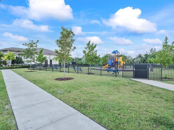 2423 NW 131st Cir, Miami FL 33167