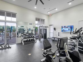 2423 NW 131st Cir, Miami FL 33167