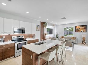 2423 NW 131st Cir, Miami FL 33167