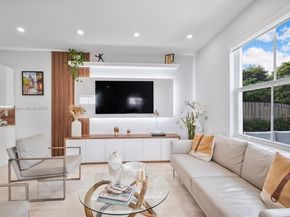 2423 NW 131st Cir, Miami FL 33167