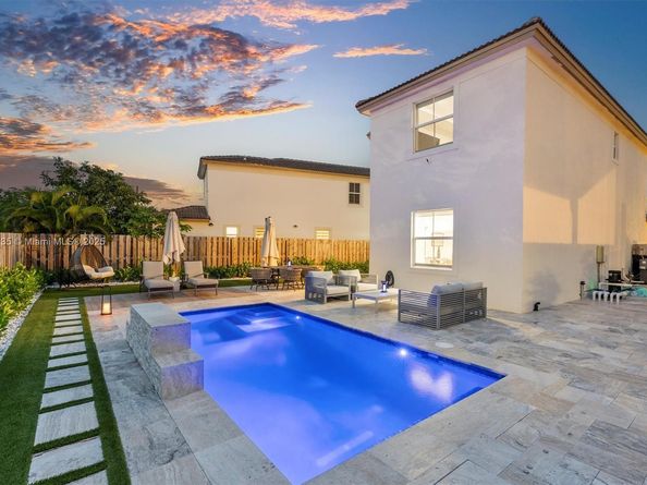 2423 NW 131st Cir, Miami FL 33167