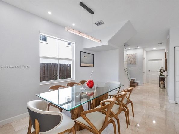 2423 NW 131st Cir, Miami FL 33167