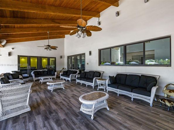 3800 SW 128th Ave, Miami FL 33175