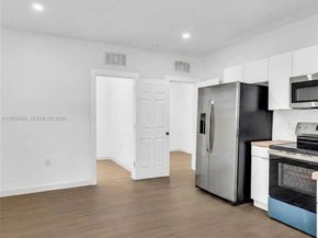 709 SW 4th Ct, Fort Lauderdale FL 33315