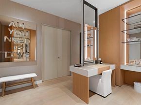 6800 Fisher Island Dr 6811, Miami Beach FL 33109