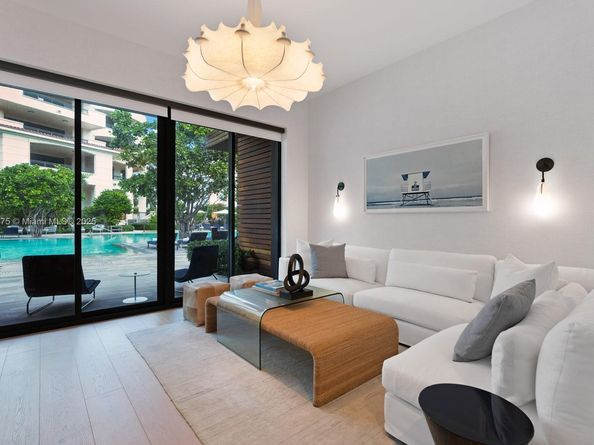 6800 Fisher Island Dr 6811, Miami Beach FL 33109