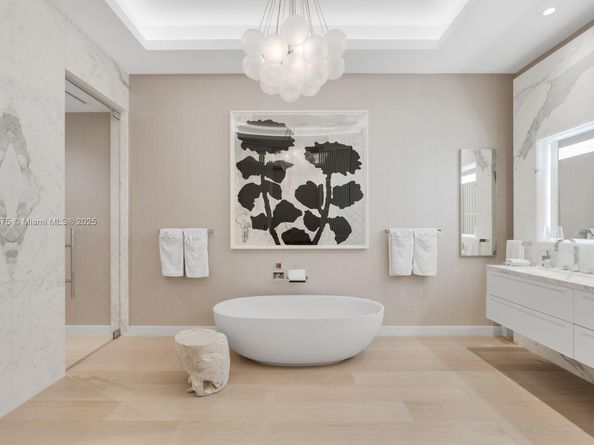 6800 Fisher Island Dr 6811, Miami Beach FL 33109