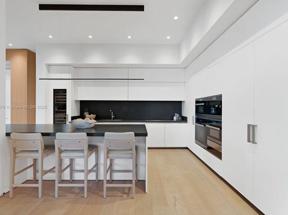 6800 Fisher Island Dr 6811, Miami Beach FL 33109