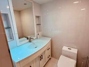 3800 N Hills Dr 312, Hollywood FL 33021