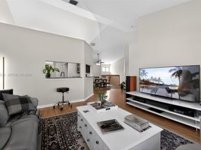 4 Via De Casas Sur 202, Boynton Beach FL 33426