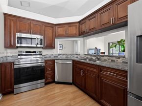 4 Via De Casas Sur 202, Boynton Beach FL 33426