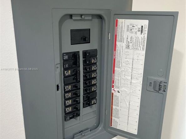 1051 SW 1st St 404, Miami FL 33130