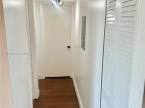 1051 SW 1st St 404, Miami FL 33130