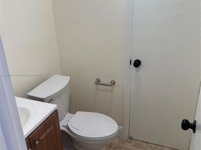 1051 SW 1st St 404, Miami FL 33130