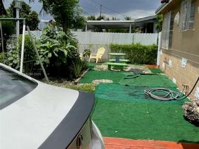 3601 NW 102nd St, Miami FL 33147