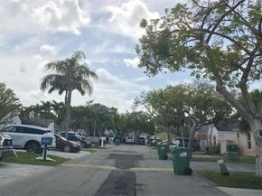 14971 SW 75th Ter, Miami FL 33193