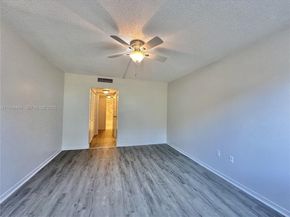 1470 NE 125th Ter 210, North Miami FL 33161