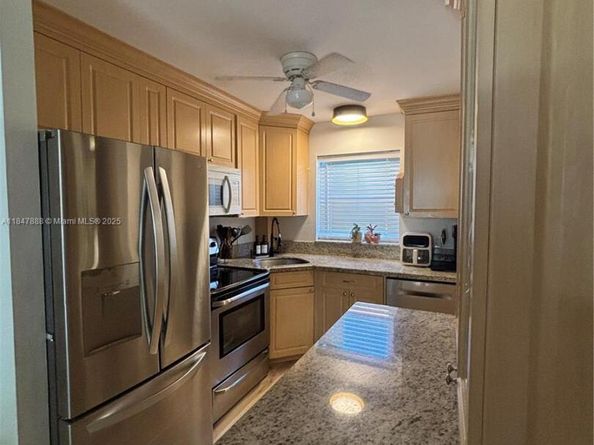 805 W Oakland Park Blvd D12, Oakland Park FL 33311