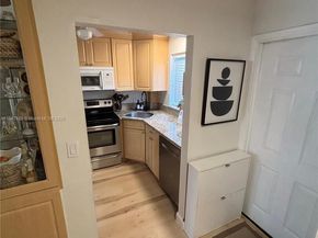 805 W Oakland Park Blvd D12, Oakland Park FL 33311