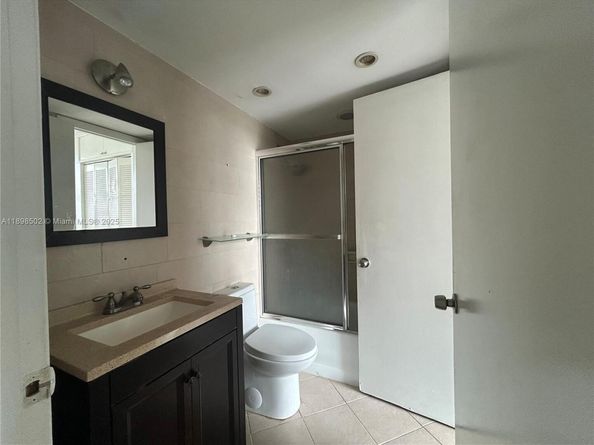 11780 SW 18th St 4182, Miami FL 33175