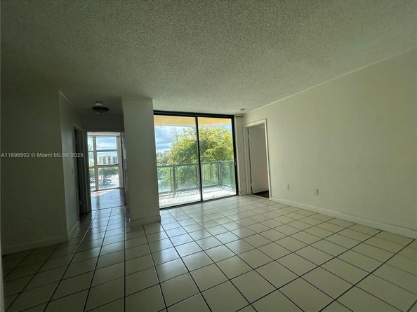 11780 SW 18th St 4182, Miami FL 33175