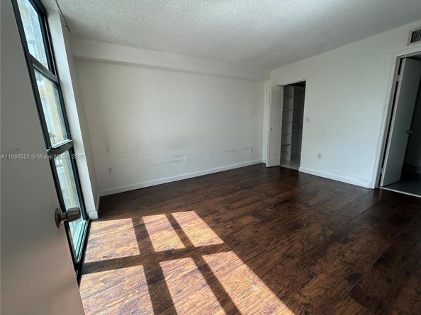 11780 SW 18th St 4182, Miami FL 33175