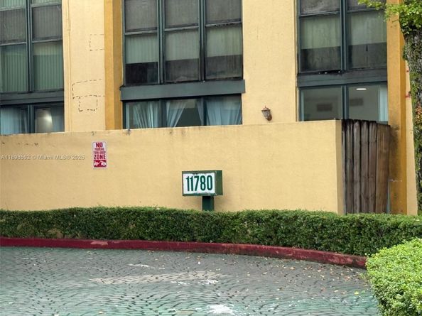 11780 SW 18th St 4182, Miami FL 33175