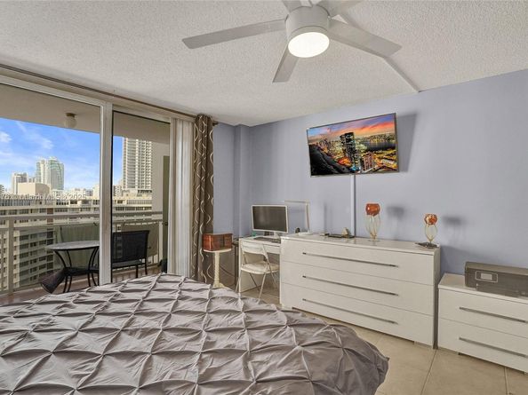 1849 S Ocean Dr 1203, Hallandale Beach FL 33009