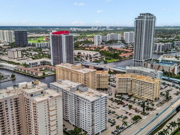 1849 S Ocean Dr 1203, Hallandale Beach FL 33009