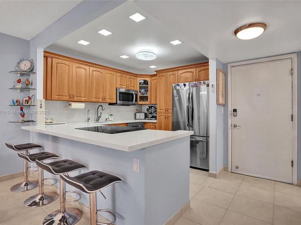 1849 S Ocean Dr 1203, Hallandale Beach FL 33009