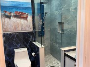 5121 W Oakland Park Blvd 212, Lauderdale Lakes FL 33313