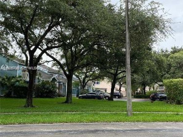 1808 Runners Way 1808, North Lauderdale FL 33068