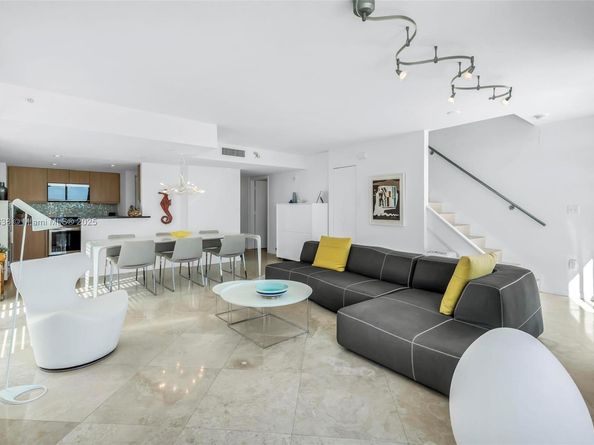 7600 Collins Ave 1012, Miami Beach FL 33141