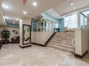 7600 Collins Ave 1012, Miami Beach FL 33141