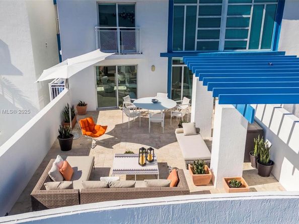 7600 Collins Ave 1012, Miami Beach FL 33141